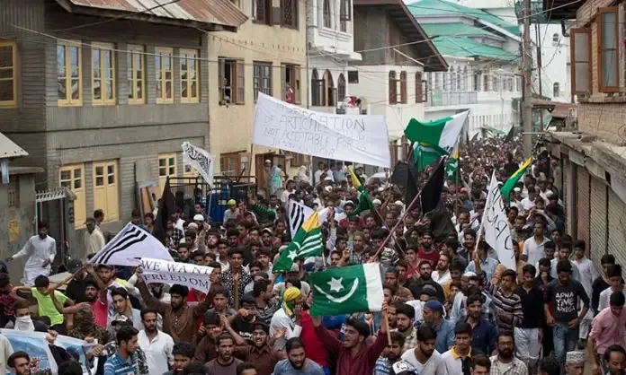 पाकव्याप्त काश्मीरात प्रचंड जनक्षोभ Massive public unrest in Pakistan-occupied Kashmir