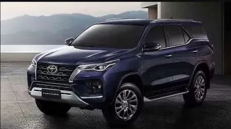 टोयोटाने वाढवल्या फॉर्च्युनरच्या किंमती Toyota increases Fortuner prices