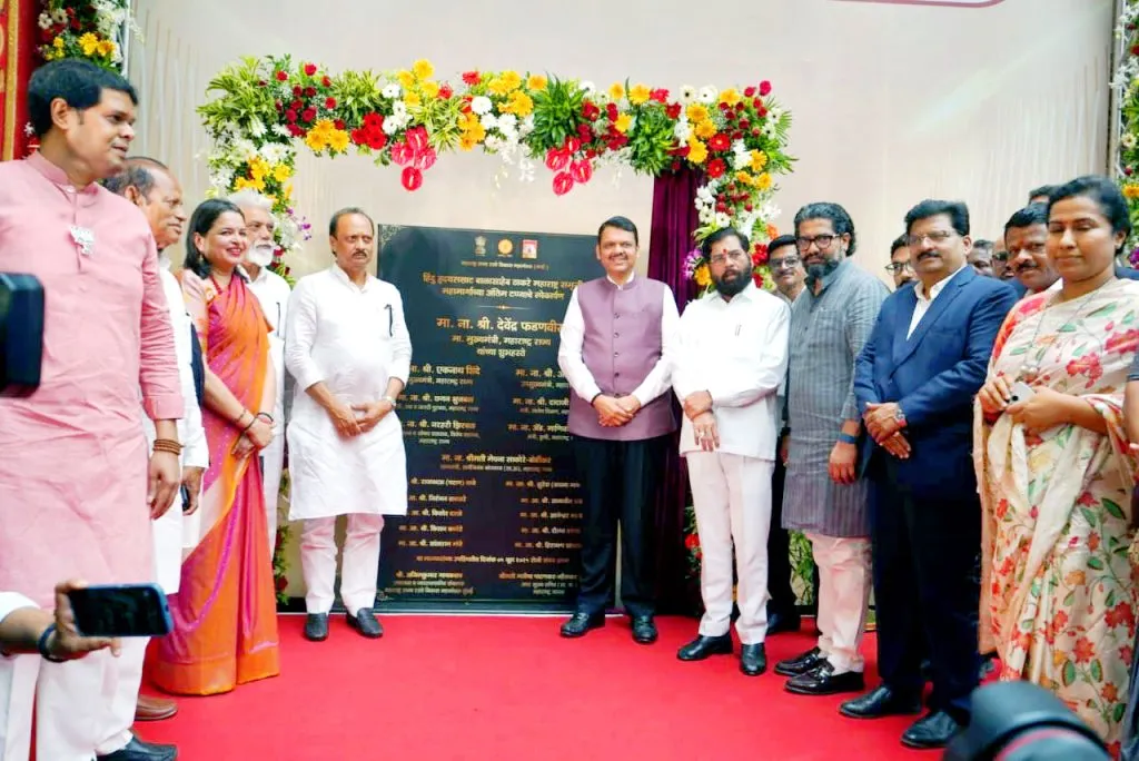 सरकारचा कारभारच विरोधकांना टिकण्यास आधार government's governance is the basis for the opposition to survive.