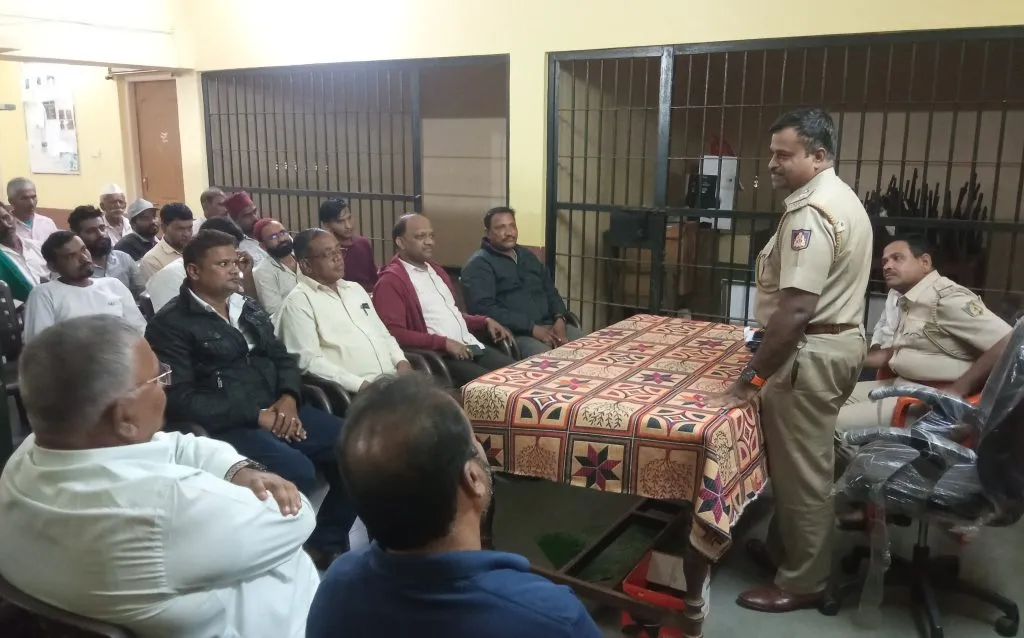 Peace Committee meets at Nandgad to celebrate Muharram peacefully