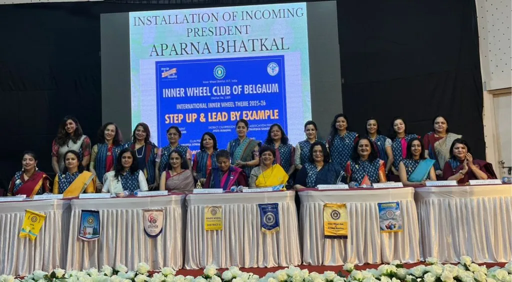 पल्ला गाठण्यासाठी सर्वांना बरोबर घेणे महत्त्वाचे It is important to involve everyone to achieve the goal.