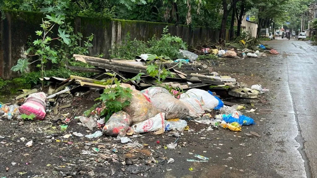 उद्यमबागमध्ये पायाभूत सुविधांअभावी नाराजी Discontent over lack of infrastructure in Udyambagh