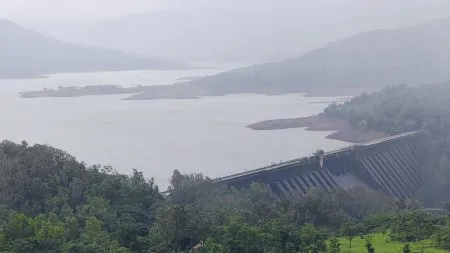 Discharge from Koyna Dam increased