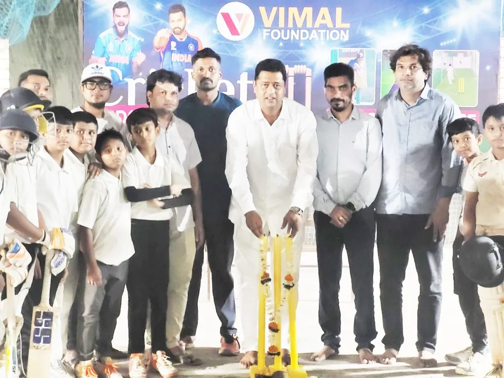 Vimal Foundation organizes 'Big Box Cricket Tournament'