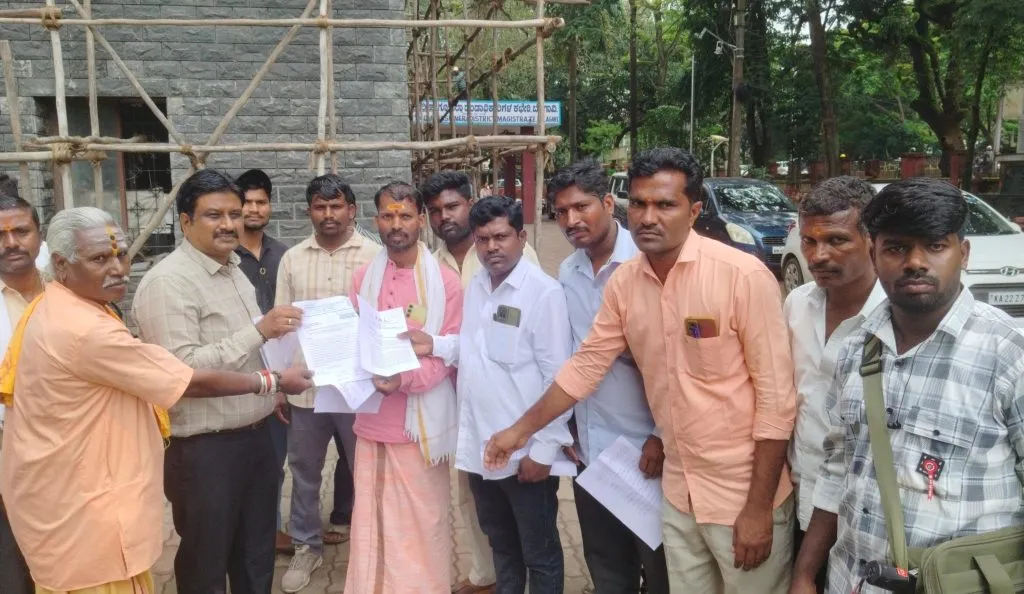 Scheduled Caste-Tribe Corporation Chairman should resign