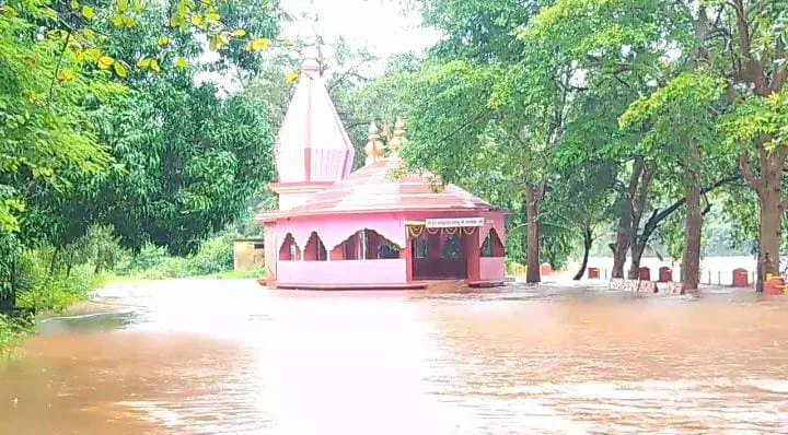 जिल्ह्यात पावसाची पुन्हा ‘जोर’धार Heavy rain returns to the district