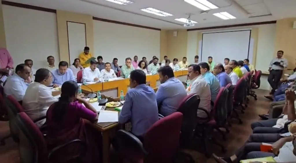 7 out of 11 demands accepted by the government