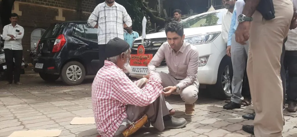 District Collector shows humanity for elderly and disabled people