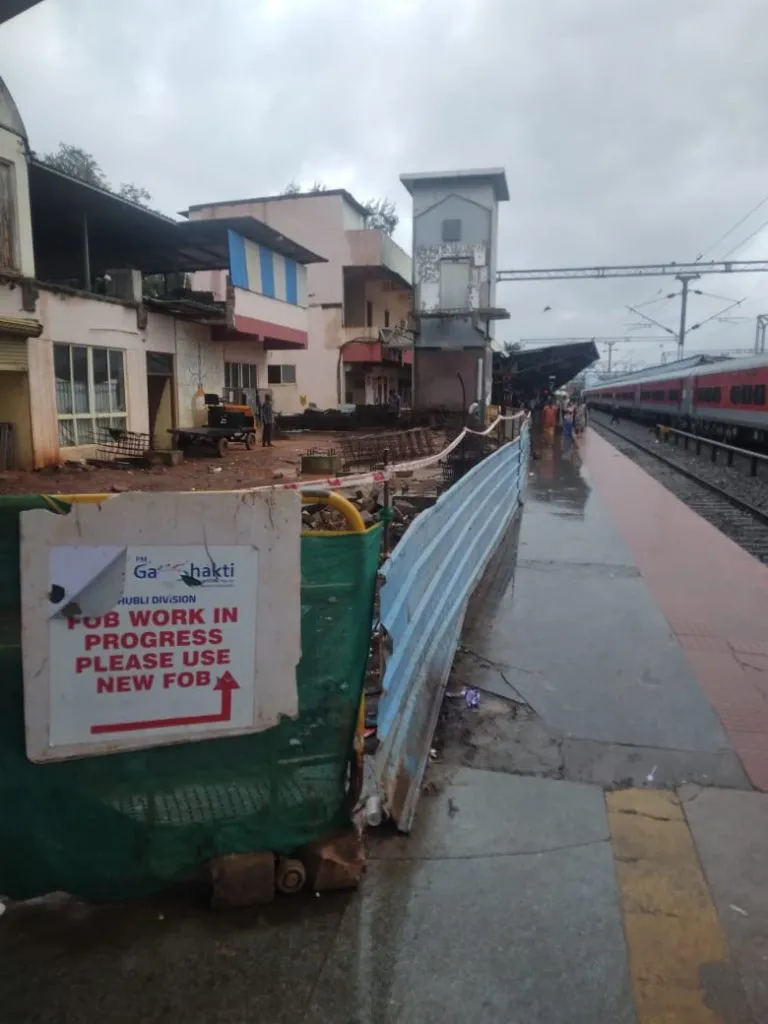 Railway contractor ignores MPs' suggestions