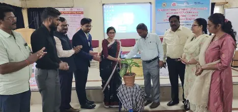 तंबाखू सेवन टाळा, आरोग्य सांभाळा! Avoid tobacco use, take care of your health!