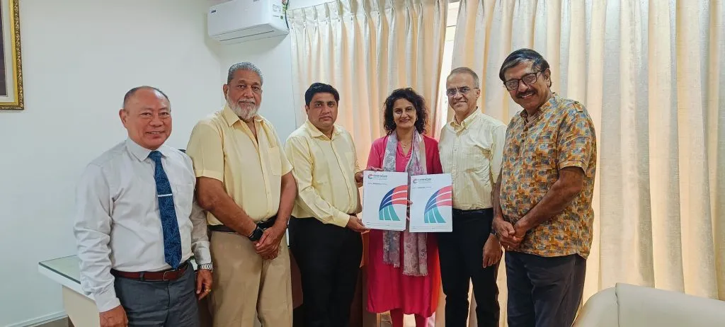 Lokmanya Society signs MoU with Centra Care Hospital