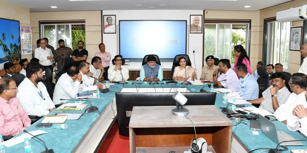 Create a dashboard that provides information about all departments with a single click: Uday Samant