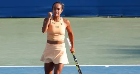 Laila Fernandes, Kalinskaya in finals