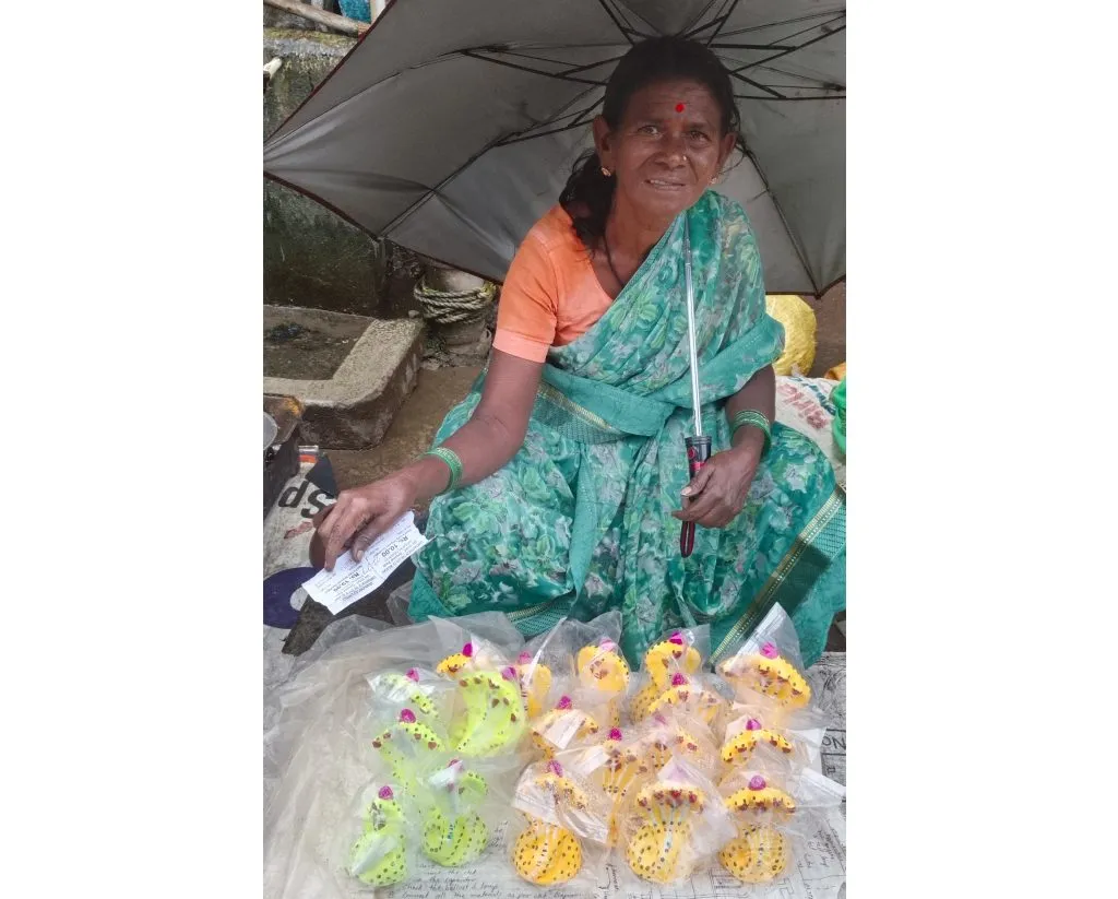 Arbitrary collection of land rent from unscrupulous vendors