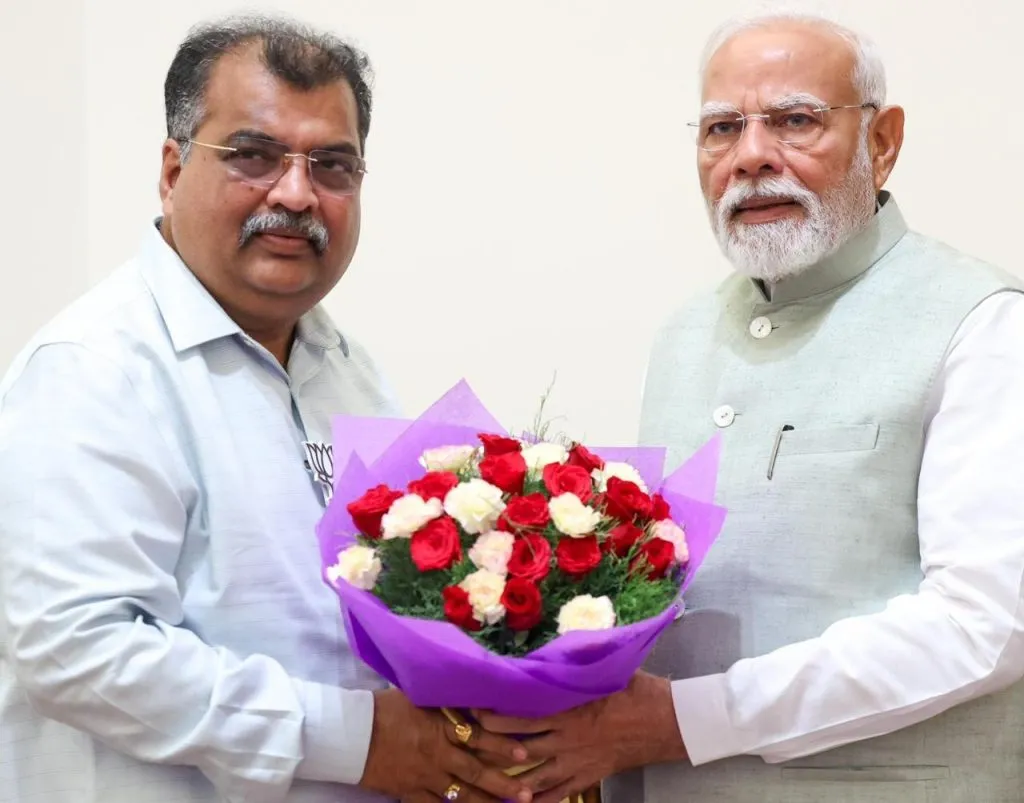 Ravindra Chavan met the Prime Minister