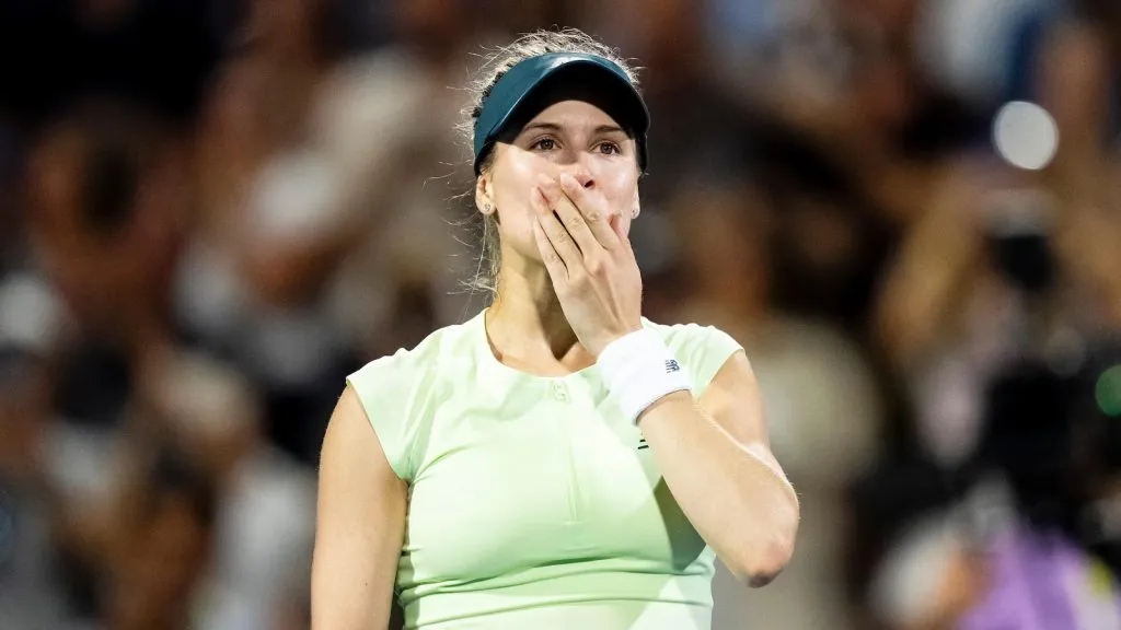 Spain's Busta makes winning start