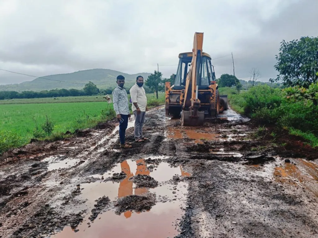 Bailur road repair work begins