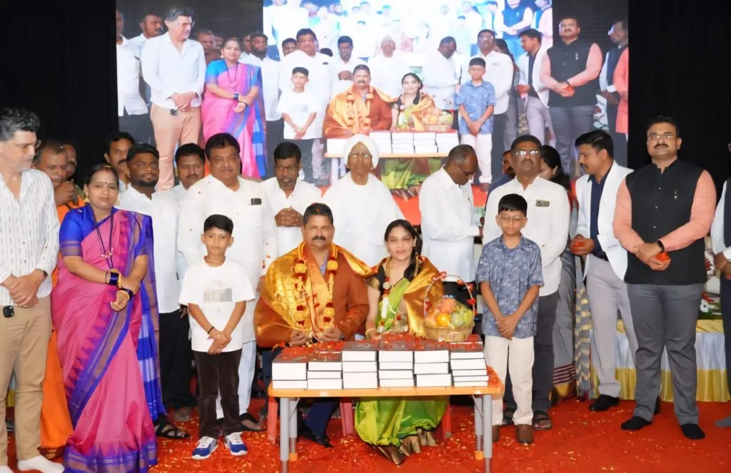 वचन साहित्य भाषांतरासाठी पाच कोटी अनुदान Five crore grant for translation of sacred literature