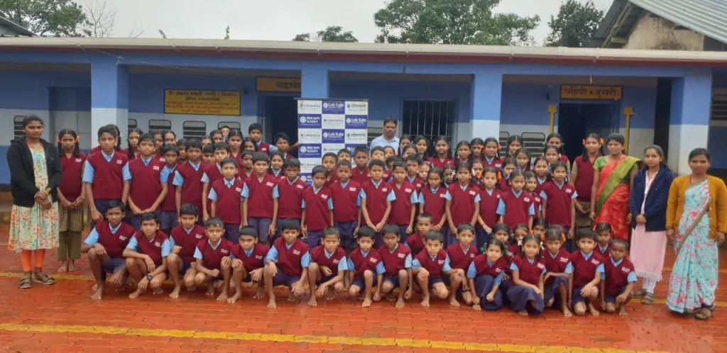 Lokkalpa distributes sweaters to students of Chikhle, Kalmani, and Maan schools