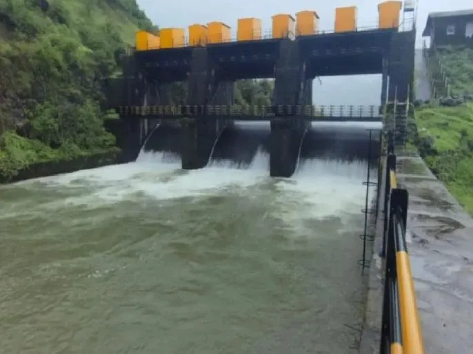 Pimpalwadi dam overflows along with Natuwadi and Shirvali