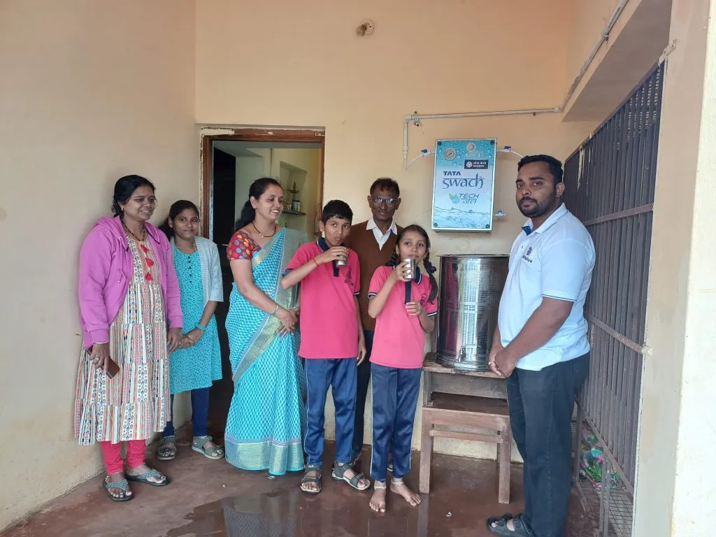 लोककल्प फाऊंडेशनच्यावतीने शाळांना वॉटर फिल्टरची भेट Lokkalp Foundation donates water filters to schools