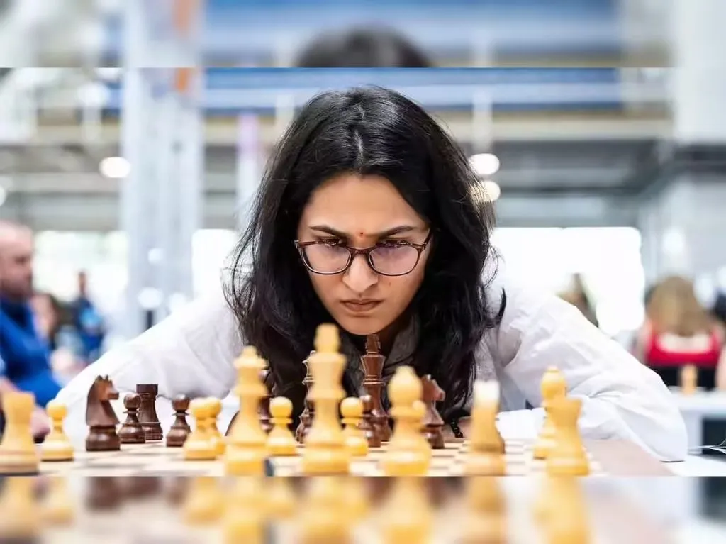 फिडे वर्ल्ड वुमन चेस कप : भारतीय महिलांच्या वाट्याला संमिश्र यश