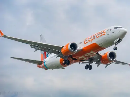 बिघाडामुळे विमान 16 मिनिटात माघारी The plane returned in 16 minutes due to a malfunction.