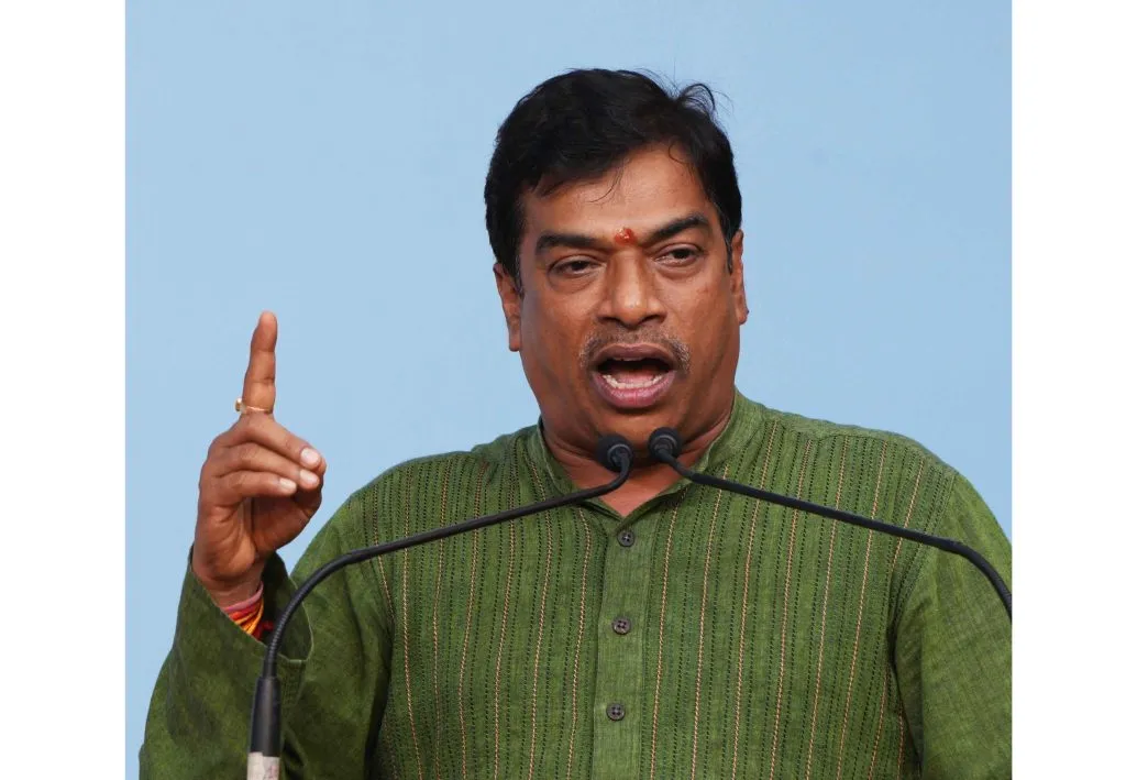 Will not tolerate absurd statements, warns Arlekar, Ajgaonkar