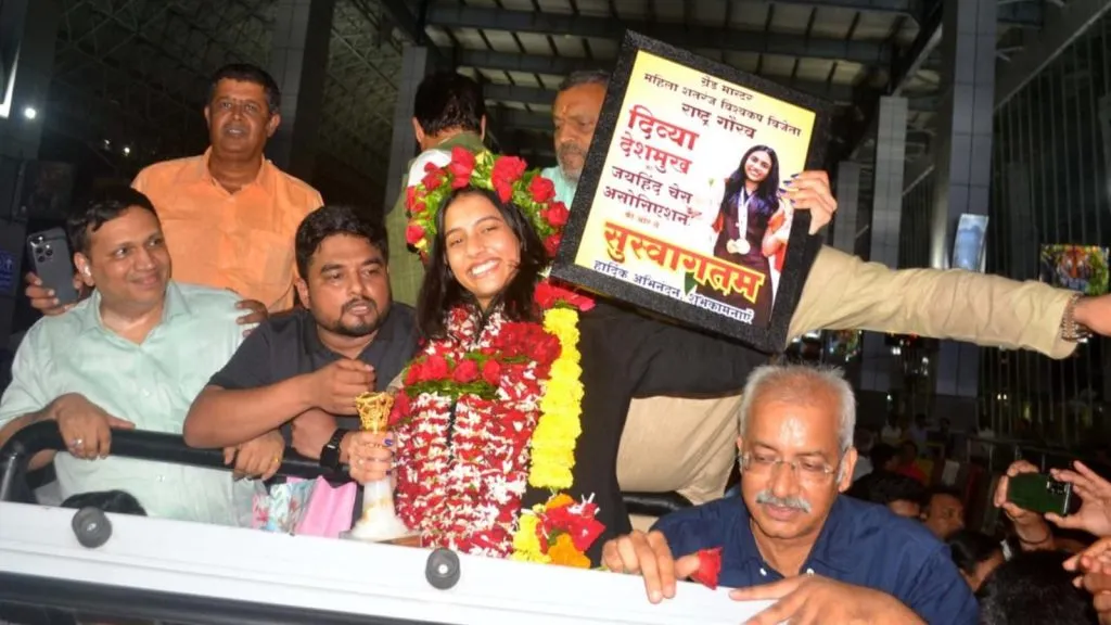 Divya Deshmukh welcomed with cheers