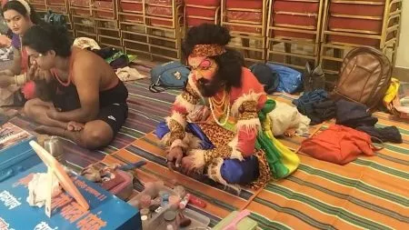 “कला जपणारा… पण स्वतःला विसरलेला योद्धा !”