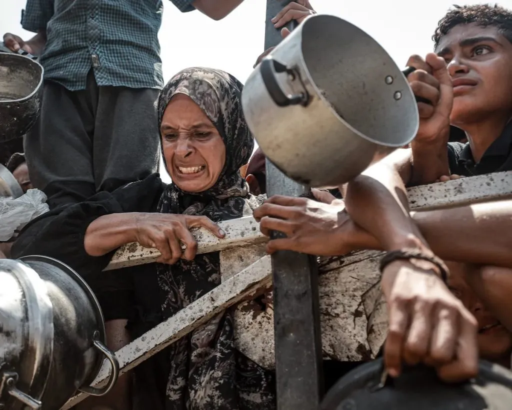 Israel agrees to 10-hour daily ceasefire