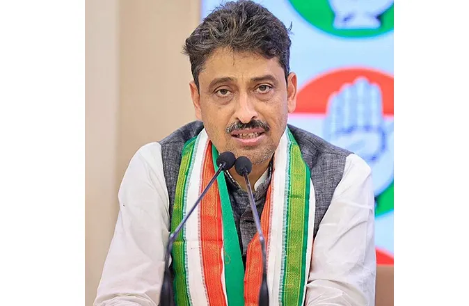 If Congress comes to power, we will abolish the Waqf Board Act!