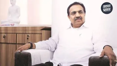 Jayant Patil अन् चक्रव्यूह, काय असेल पाटलांची पुढची दिशा?, राजकीय वर्तुळाचे लक्ष Rohit Pawar and Shashikant Shinde also reacted on Jayant patil