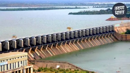 Almatti Dam: अलमट्टीचा विसर्ग एक लाखापर्यंत वाढवला, पाणीसाठा 3-4 टीएमसीने वाढला Krishna Upper Scheme: Decision on compensation on the 16th?