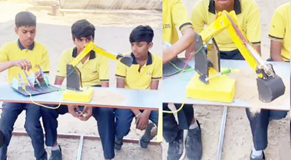 केवळ तीस रुपयांची जेसीबी… JCB worth only thirty rupees...