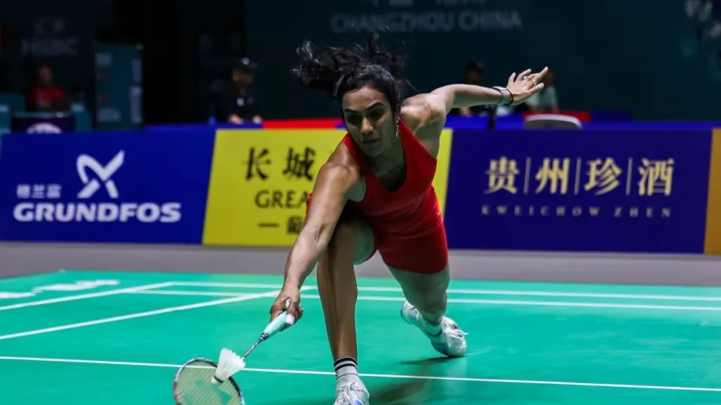 Sindhu, Unnati, Satwik-Chirag enter second round