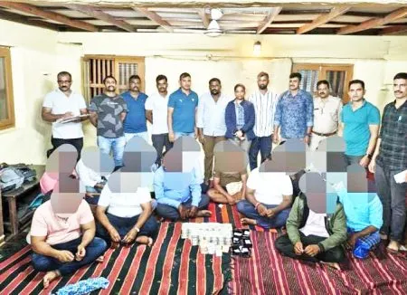 शिरसी तालुक्यात जुगारी अड्ड्यावर धाड Raid on gambling den in Shirsi taluka
