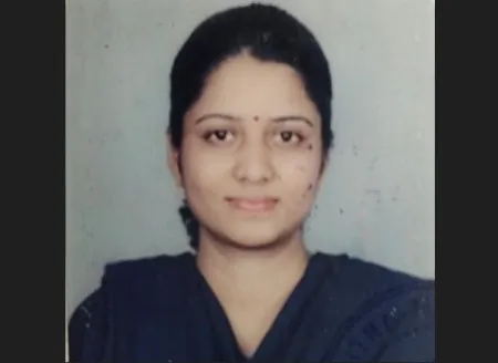 मुंबईतील महिला डॉक्टरची महामार्गावर आत्महत्या Woman doctor from Mumbai dies by suicide on highway