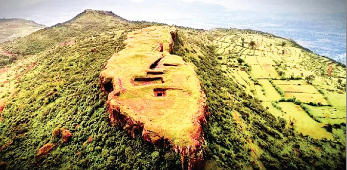 पाटण तालुक्यातील गड- किल्ल्यांकडे दुर्लक्ष Forts in Patan taluka are being neglected