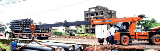 कामात अडथळे… तरी योजना प्रगतीपथावर Obstacles in the work... yet the project is on the path of progress