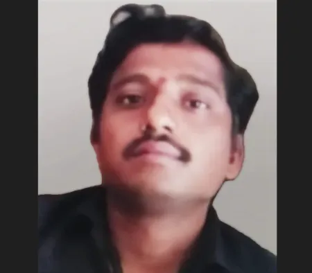 Centering worker murdered with a sharp weapon in Kupwad