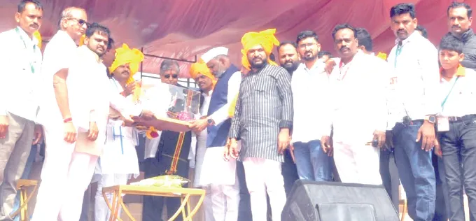 सुलतान आणि राम्या ठरले ‘देवाभाऊ केसरी’चे मानकरी Sultan and Ramya declared winners of the 'Devabhau Kesari' title