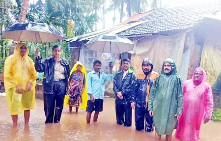कारवार जिल्ह्याच्या किनारपट्टीवर पावसाचे थैमान Heavy rains lashed the coast of Karwar district