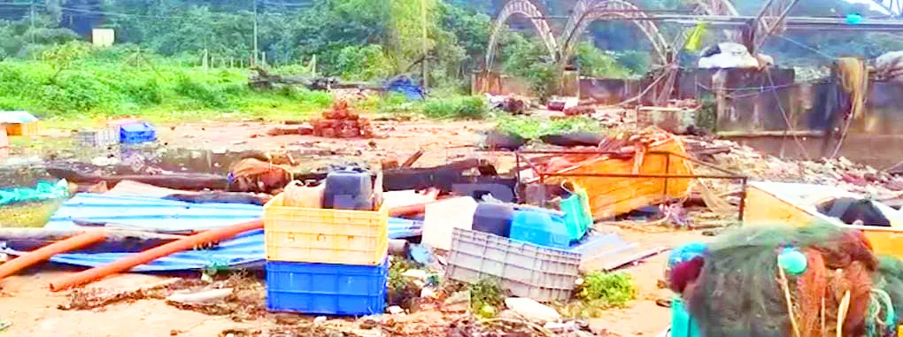 Erosion of Rabindranath Tagore beach in Karwar