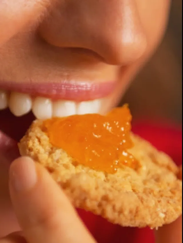 गोड न सोडता वजन कमी करायचंय? हे आहे उपाय!