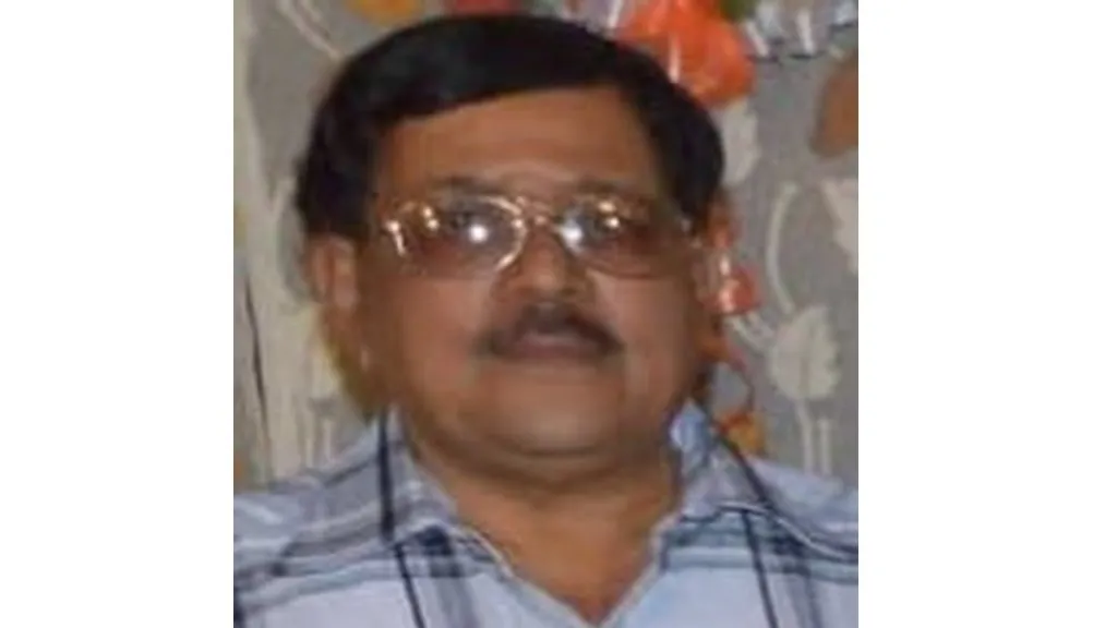 सेवानिवृत्त शासकीय कर्मचारी अरुण स्वार यांचे निधन