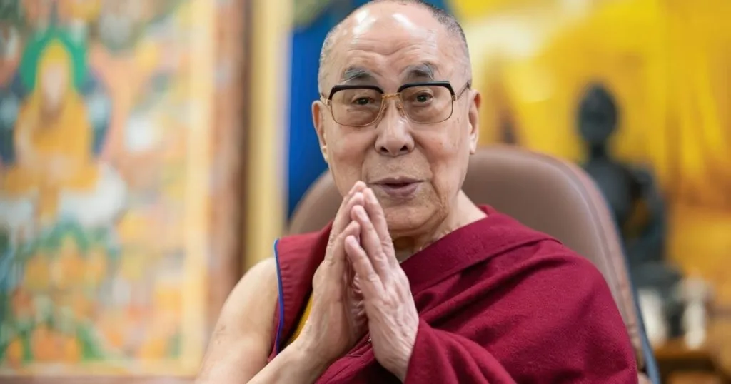 दलाई लामा द्विपक्षीय संबंधांमधील मुख्य अडथळा! Dalai Lama is the main obstacle in bilateral relations!