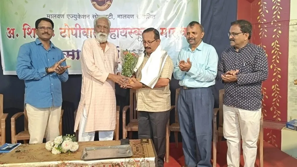 ‘शैक्षणिक कार्य पुरस्कारा’ने विजय कामत सन्मानित