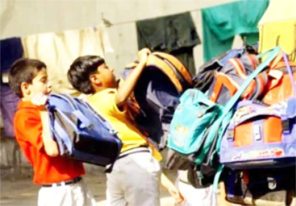 ‘नो बॅग डे’ची विद्यार्थ्यांना प्रतीक्षा Students await 'No Bag Day'