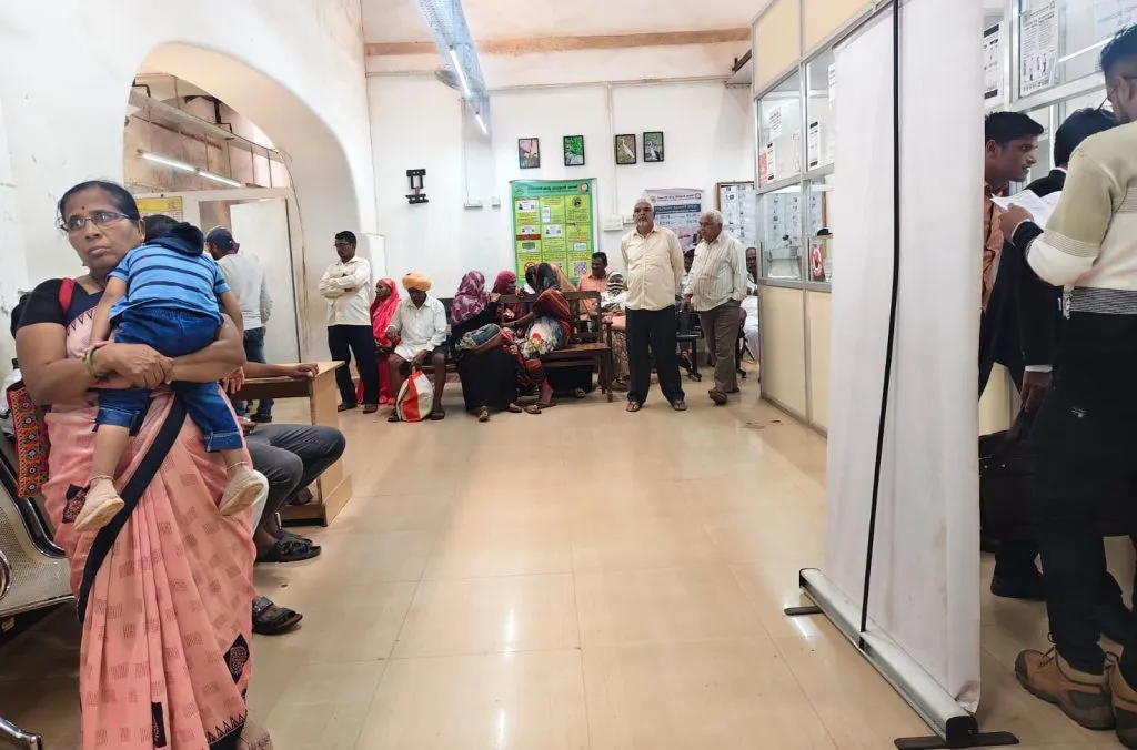 Sub-registration, server down problem at the Collector's office